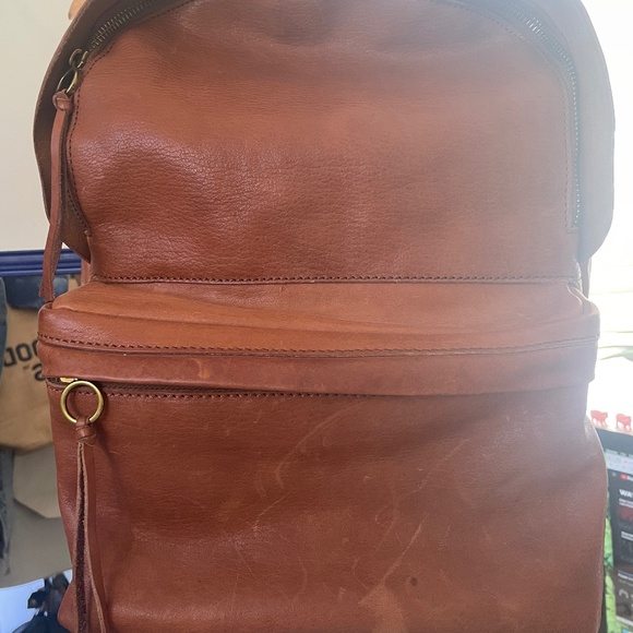 Lorimer Backpack🥞 - Picture 3 of 3